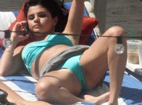 Selena Gomez Nude Leaks And Candids To Drool On