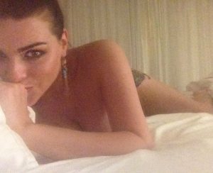 CAROLYNNE POOLE NUDE LEAKED PHOTOS AND VIDEO