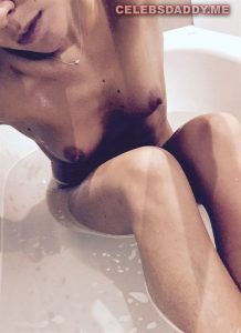 Faye Brookes Nude Photos and Sex Tape Leaked