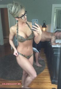 FITNESS MODELS JENNA FAIL AND KRISSY MAE CAGNEY NUDE LEAKED PHOTOS