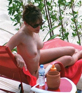 The Best Of Elizabeth Hurley Nude Candids Collection